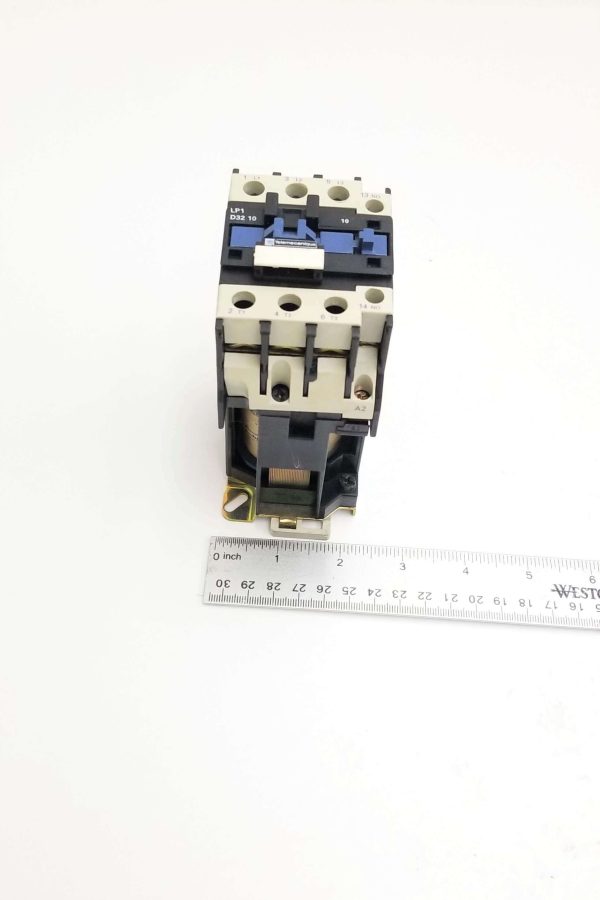 Telemecanique Contactor LP1 D32 10