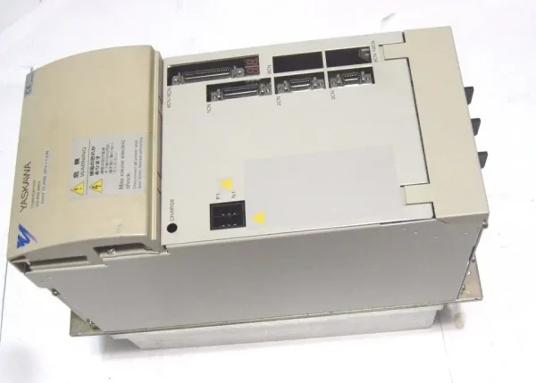 CIMR-M5A2011 Yaskawa Inverter Drive