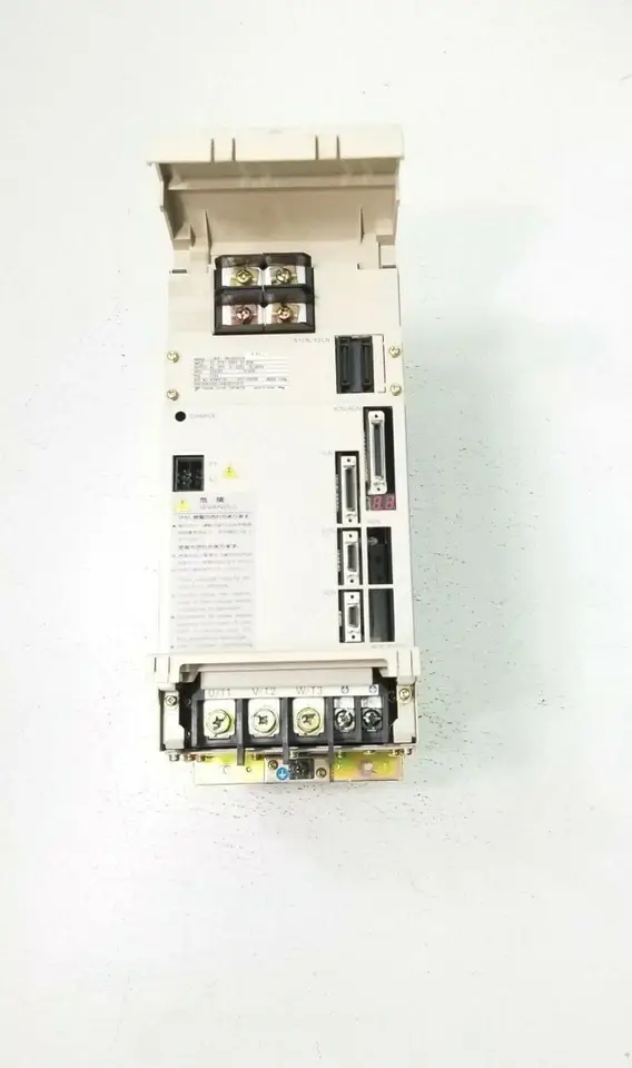 CIMR-M5A20225-18.5KW Yaskawa Inverter Drive