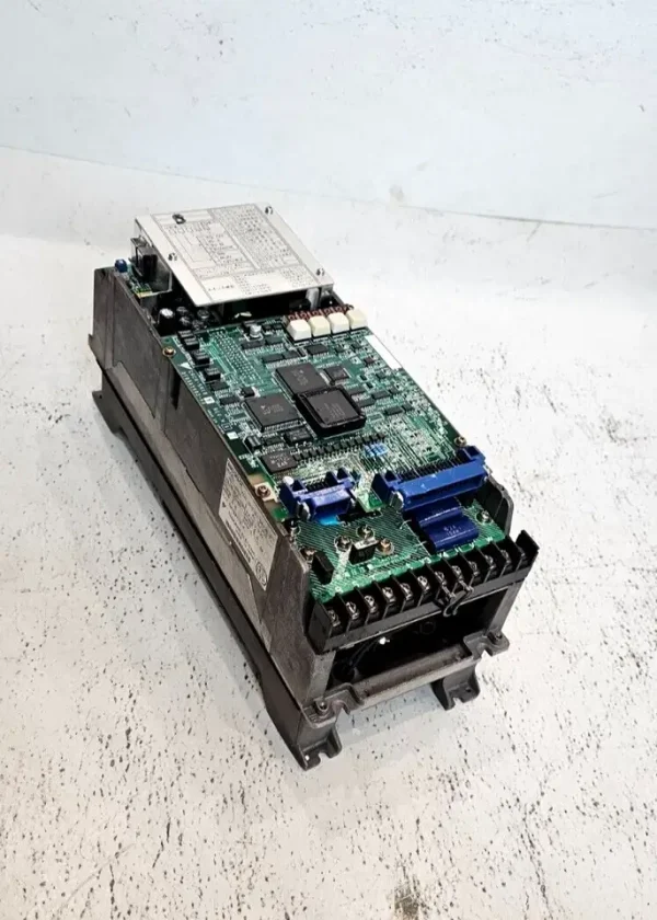 CACR-SR07BY1SMY25-P Yaskawa Servo