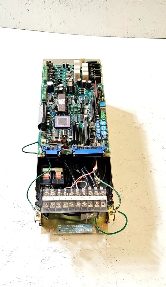 CACR-SR30SB1ASY124 Yaskawa Servo