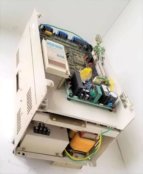 CIMR-VMS25P5 Yaskawa AC Drive