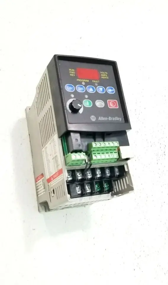 22A-D2P3N104 Allen Bradley PowerFlex