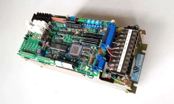 CACR-SR10SZ1SFY221 Yaskawa Servo