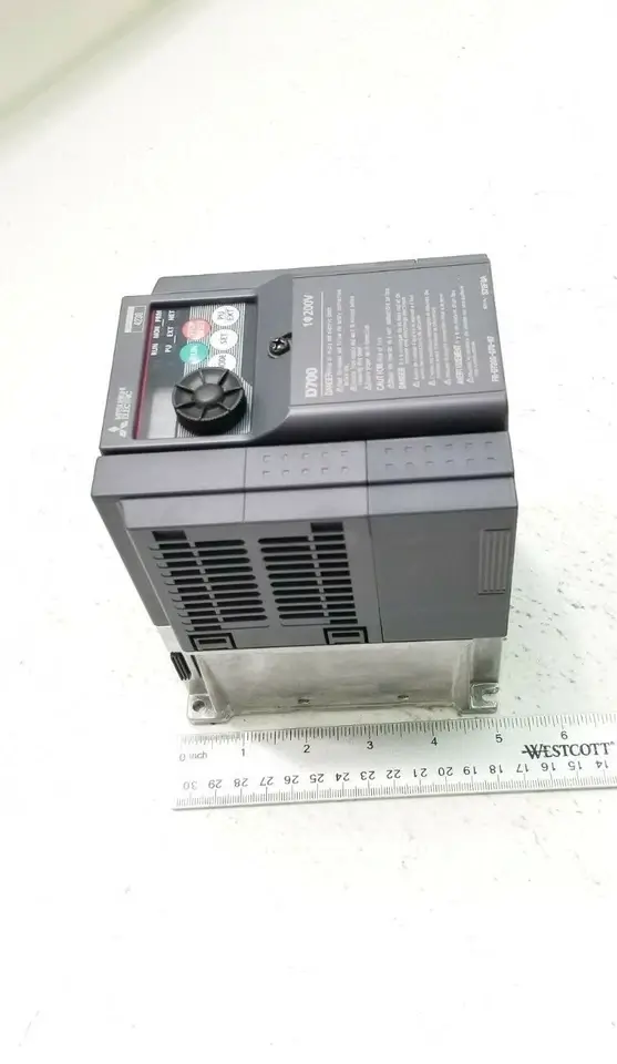 FR-D720S-070-N7 D700 Mitsubishi AC Drive