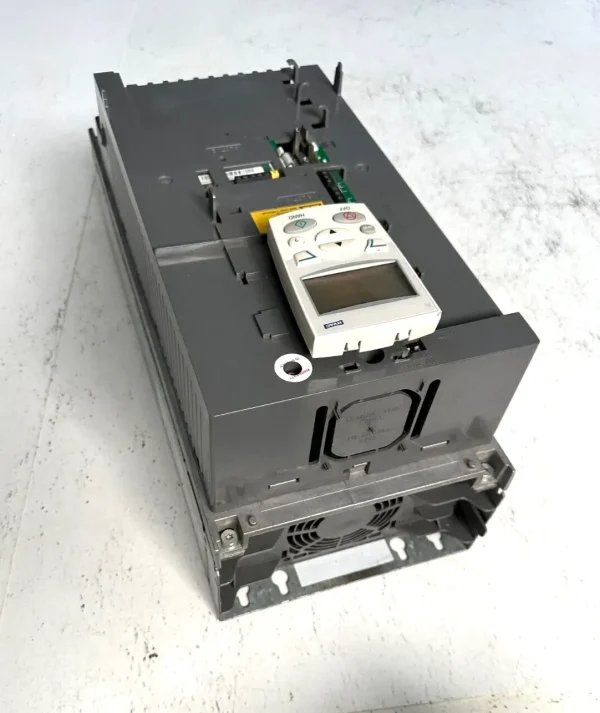 ACH550-UO-031A-4 ACH550-UO-031A-4 ABB Drive