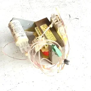 4AM8695-OUA20-ON 4AM8695-0UA20-ON Siemens Transformer